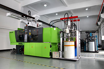 液硅注射成型机